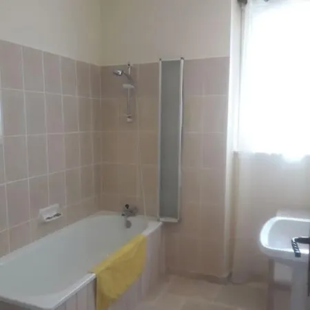 Vine Maison 2 Bedroom With Ensuites * Saint-Julien-d'Eymet